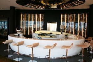 Hyatt Regency Düsseldorf White Bar